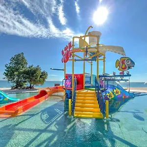 Grifid Moko Hotel